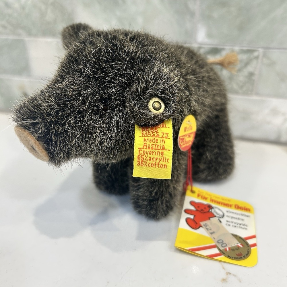 Steiff Austria  "Wulle"  the friendly Boar.  5 1/2" long, excellent